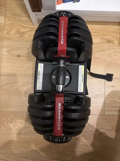 Single adjustable bowflex weight Adjustable from 5 to 52.5 lbs