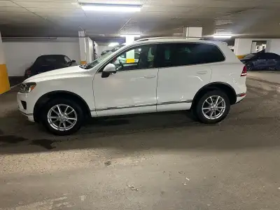 De Beauport, Touareg VR6 3.6, automatique, cuir, full équipé, toit panoramique, état général excepti...