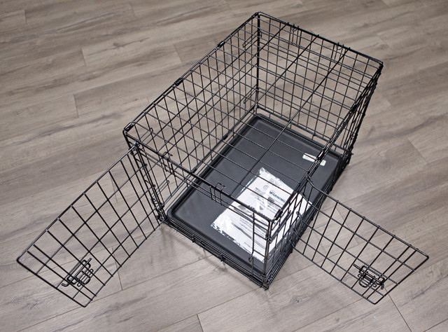 Brand New Pet Crate in Accessories in Edmonton