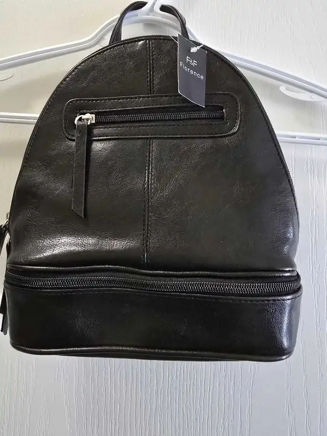 NEW woman lady backpack summer bag purse black in Women's - Bags & Wallets in Markham / York Region - Image 2