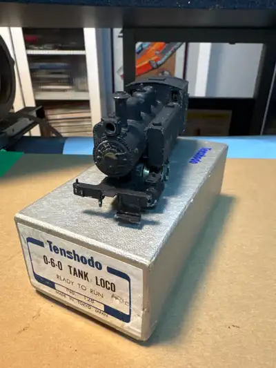 Tenshodo HO Scale Engine, View more