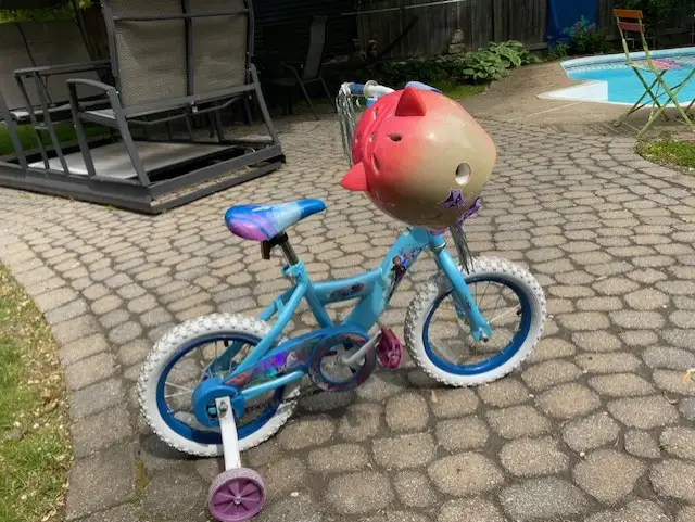 Vélo reine des neiges, roues 12" in Kids in Longueuil / South Shore - Image 3