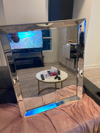 Wall mirror in new condition
