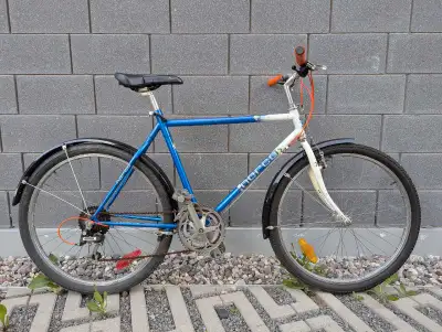 Vintage Norco Bush Pilot 21-speed - full mudguards, tuned up, View more