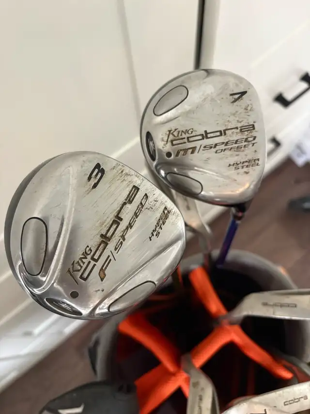 women’s right handed for clubs and bag in Golf in Guelph - Image 8