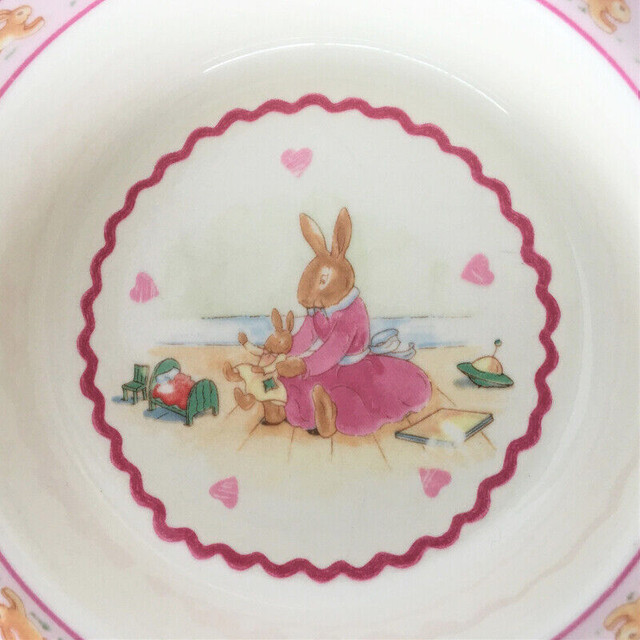 Royal Doulton BUNNYKINS Sweet Hearts Baby Porridge Cereal Bowl in Feeding & High Chairs in City of Toronto - Image 2