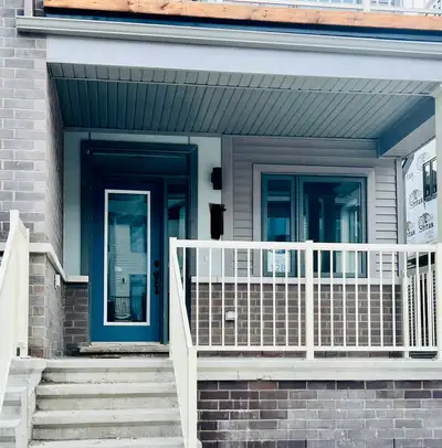 Available for Rent starting Dec1 Master Bedroom in Stacked Townhome Looking for working professional...