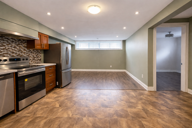 Bright 1 Bedroom Bsmt for Rent