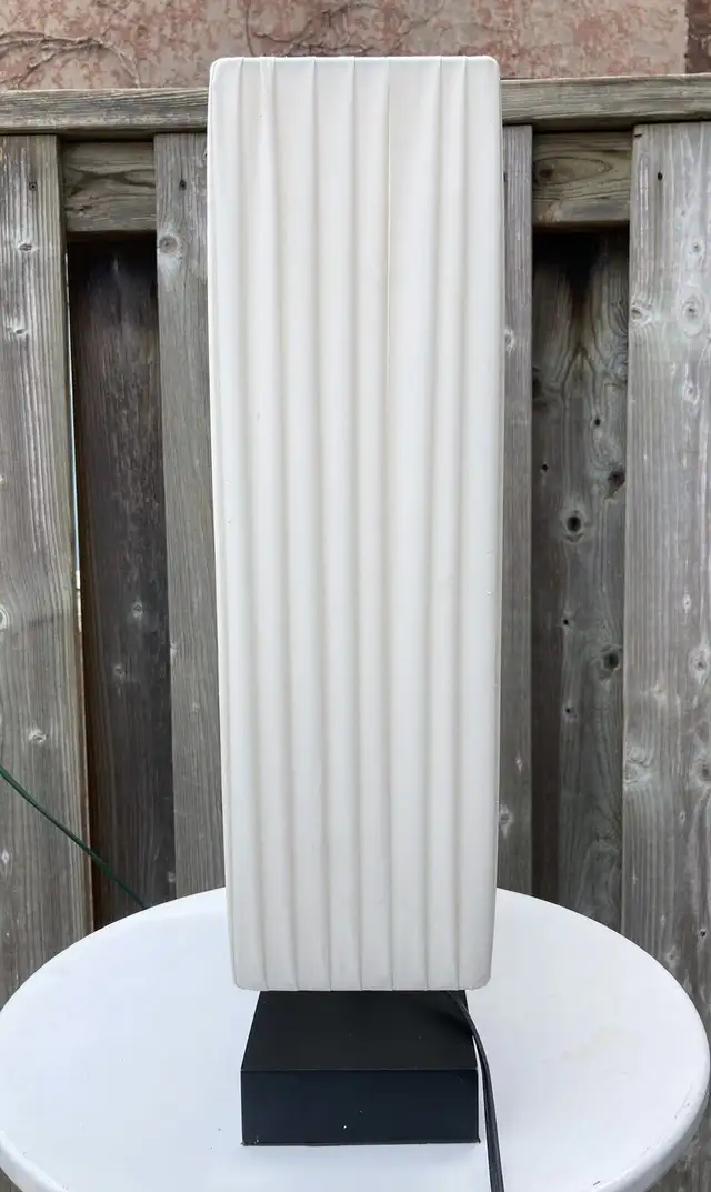 More Table Lamps in Indoor Lighting & Fans in Ottawa - Image 6
