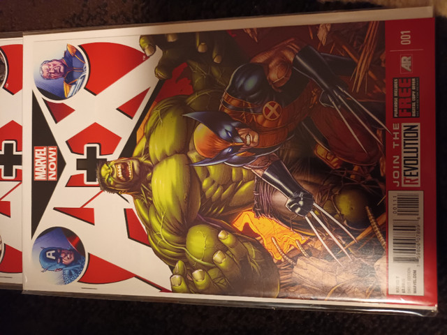 Comics Marvel Avengers Plus Xmen 2012 Series in Comics & Graphic Novels in Owen Sound