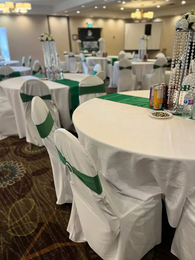 Wedding lot rentals in Outdoor Décor in Calgary - Image 8