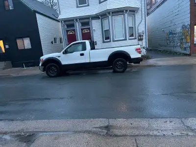 Great work truck (8 foot box) 2013 ford f150 5.0 liter Coyote engine 2 x 4 Not 4x4 Solid frame and b...