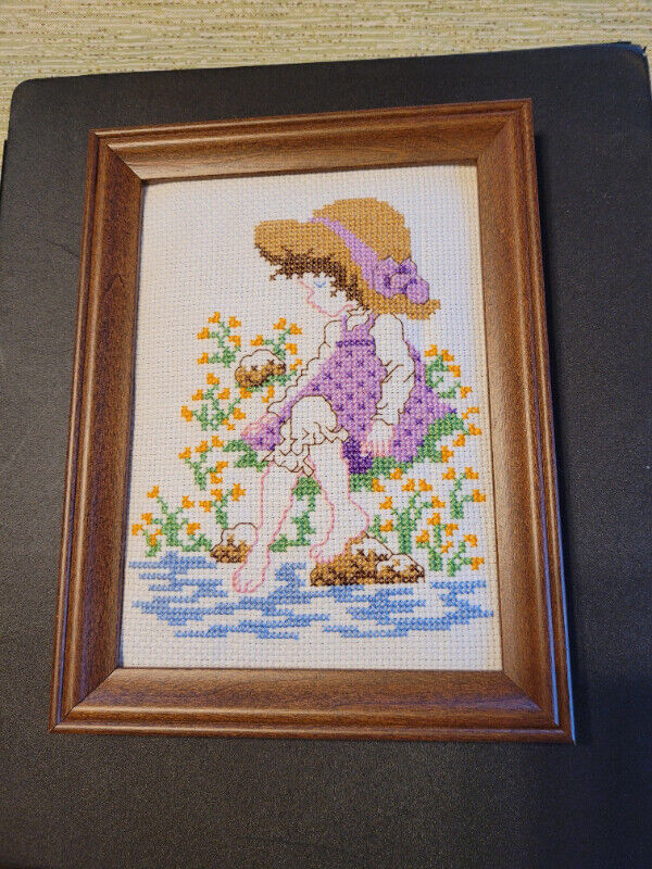 Framed Cross Stitch Pictures (EACH) in Arts & Collectibles in Markham / York Region - Image 4