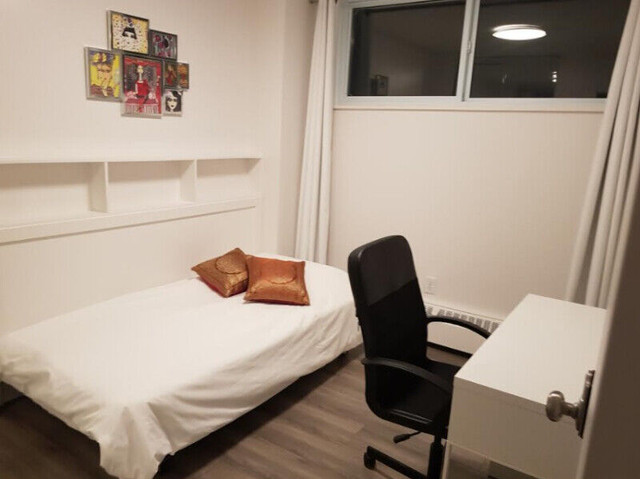 Furnished  room with in condo  at York U &  subway from Oct 1 in Room Rentals & Roommates in City of Toronto