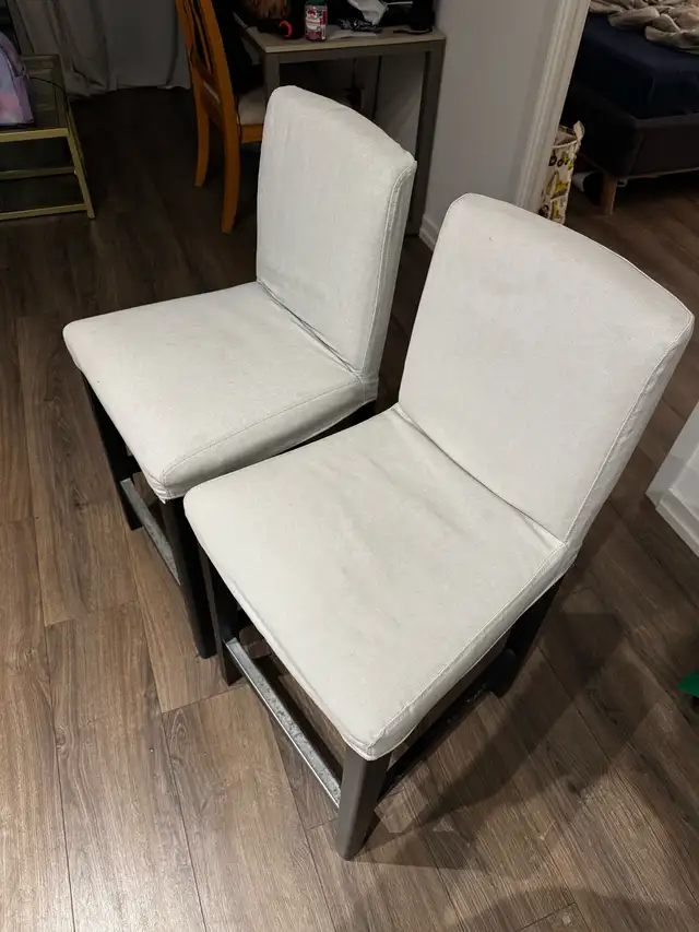 Ikea Bergmund Bar Stools in Chairs & Recliners in Markham / York Region - Image 3