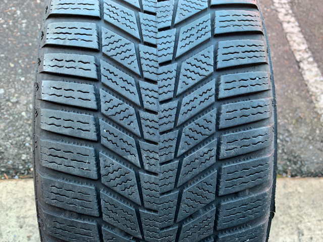 1 X single 205/55/16 Continental winter contact SI wit 50% tread in Tires & Rims in Delta/Surrey/Langley - Image 2