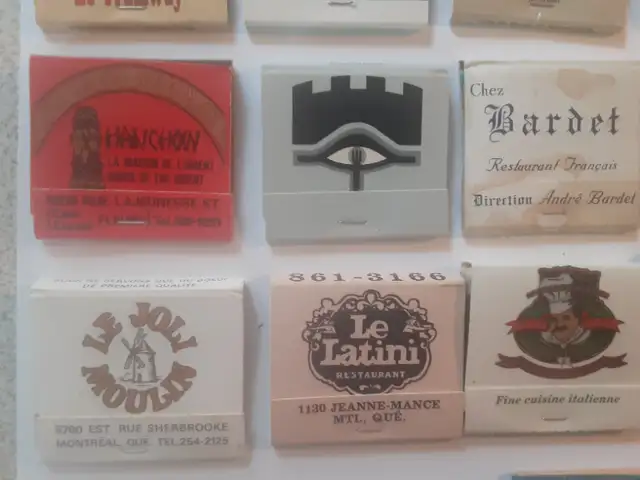 CARTONS D'ALUMETTES VINTAGES DE RESTAURANTS DE MONTREAL in Arts & Collectibles in Laval / North Shore - Image 4