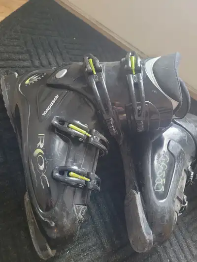 Men ski boots 295, View more