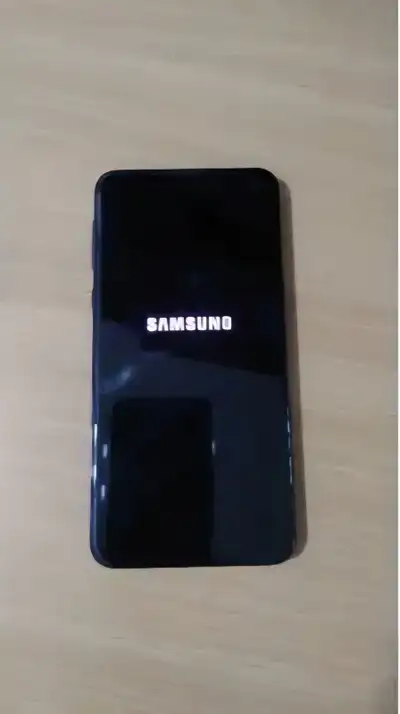Samsung Galaxy s10e, View more