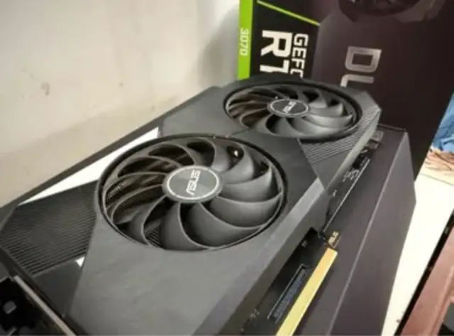 Asus RTX 3070 OC (Like New)62863272757249122