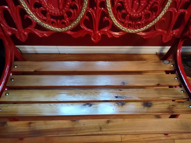 Victorian cast iron bench in Patio & Garden Furniture in Renfrew - Image 5