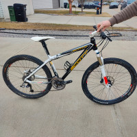 Scott Scale RC carbon fibre mountain bike