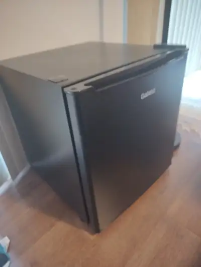 Bar Fridge (black) - $80, View more