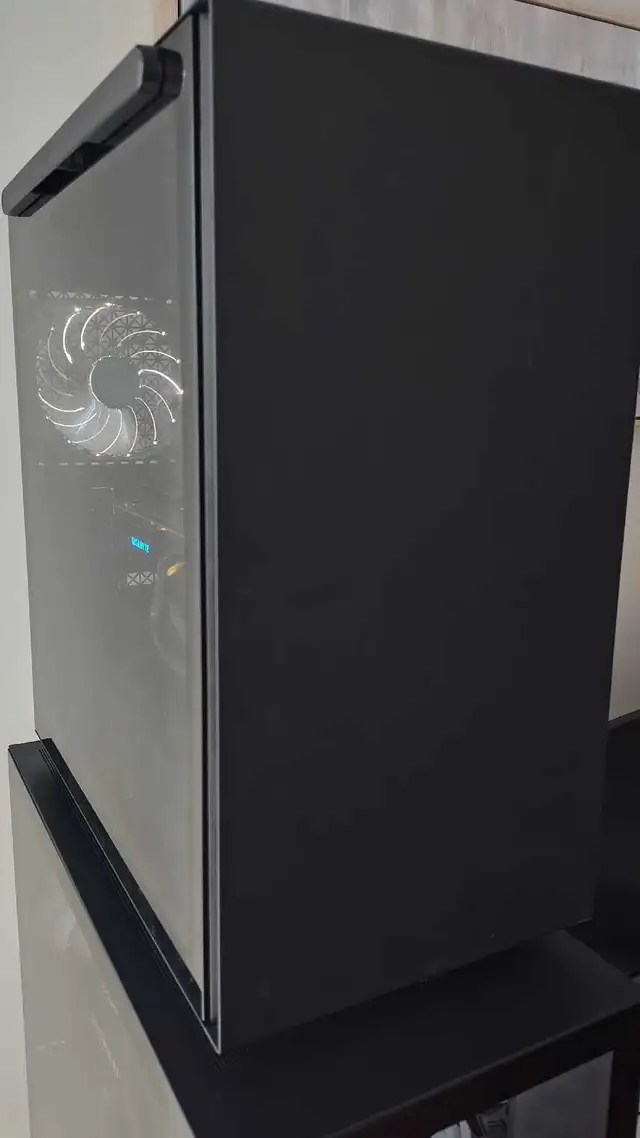 Light Gaming PC 555654516112117761