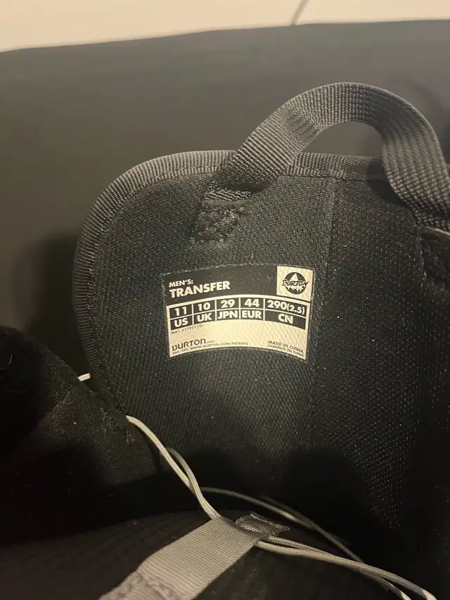 Burton Imprint Snowboard boots size 11 in Snowboard in Edmonton - Image 5