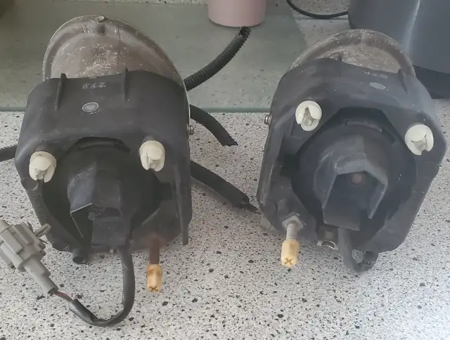 2003 Nissan Sentra B15 SE-R Parts in Other Parts & Accessories in Barrie - Image 9