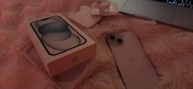 Apple iPhone 15 in Cell Phones in Delta/Surrey/Langley - Image 3