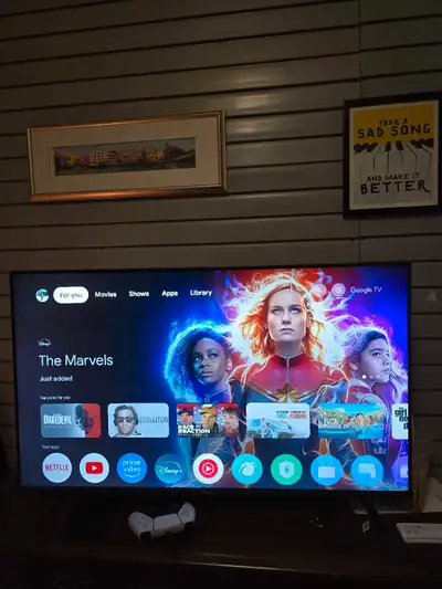 TV bought over a year ago. Used with care. No issues at all. Selling because will upgrade to a bigge...