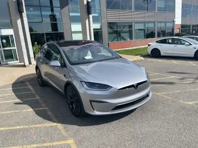 ENGLISH Description / FRENCH Below For sale: Exceptional 2024 Tesla Model X, meticulously maintained...