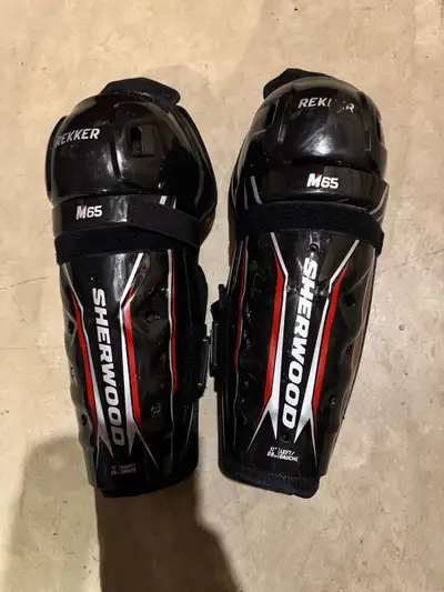 Sherwood rekker 11” hockey shin pads., View more