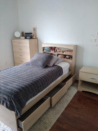 Set de chambre simple avec bureau / Twin Bedroom set with Desk