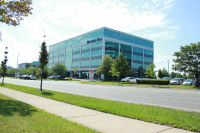 Ground floor newly furnished offices in Mississauga