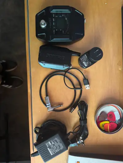 Shure GLXD16 Guitar Wireless, View more