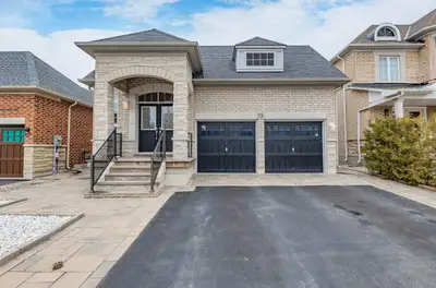 one parking spot in driveway for newer vehicle month per month basis located close to highway 400 an...