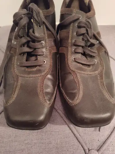 Men's shoes size 11, View more