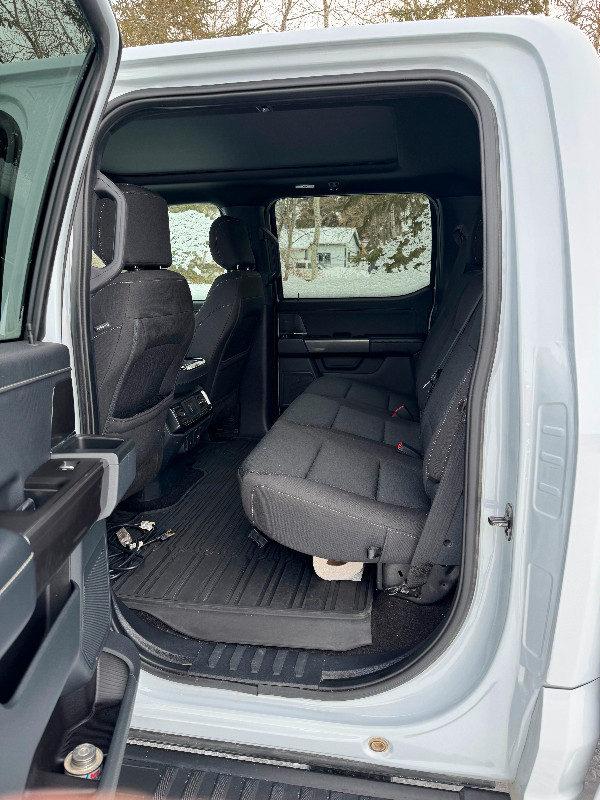 2021 Ford F150 XLT FX4 302A Space White Metallic in Cars & Trucks in Regina - Image 3