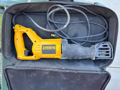 This powerful corded Dewalt Reciprocating Saw is ready to tackle your toughest demolition and cuttin...