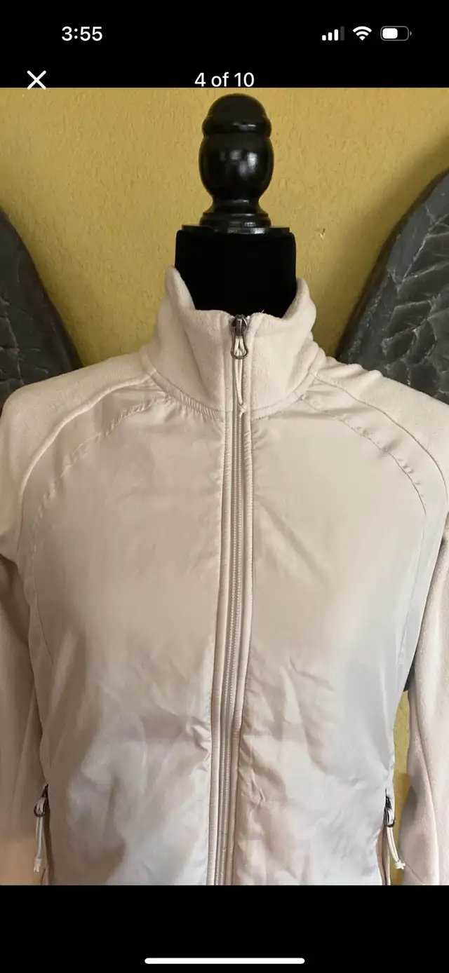 Avia Light Polar Fleece Jacket in Women's - Tops & Outerwear in Edmonton - Image 5
