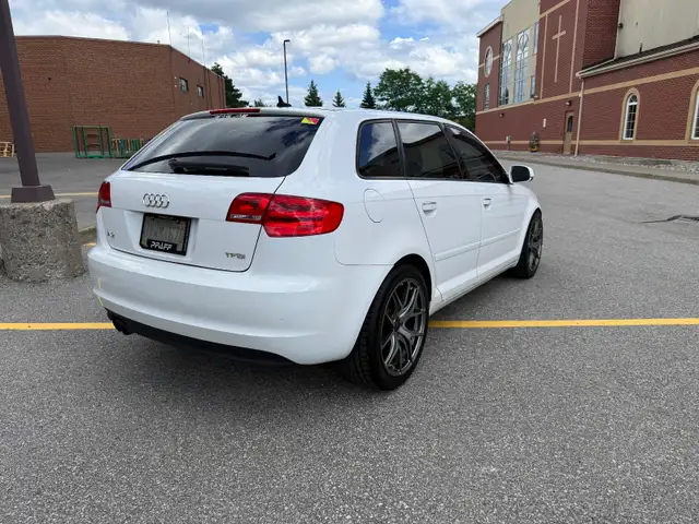 2013 Audi A3 Progressive Sportback – 2.0L Turbo in Cars & Trucks in Markham / York Region - Image 4