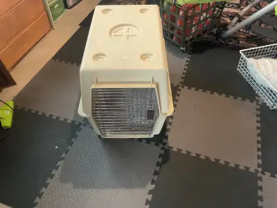 Large Dog Crate - 32 in L x 23 in H x 22 in W &  Sherpa Mat, View more