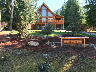 Shuswap Log Cabin, View more