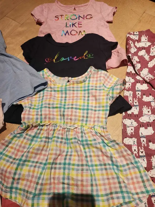 Lot vêtements bébé 3-6, 6-9 in Multi-item in Longueuil / South Shore - Image 4