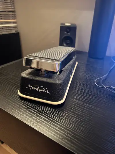 Dunlop Jimi Hendrix Signature Wah, View more