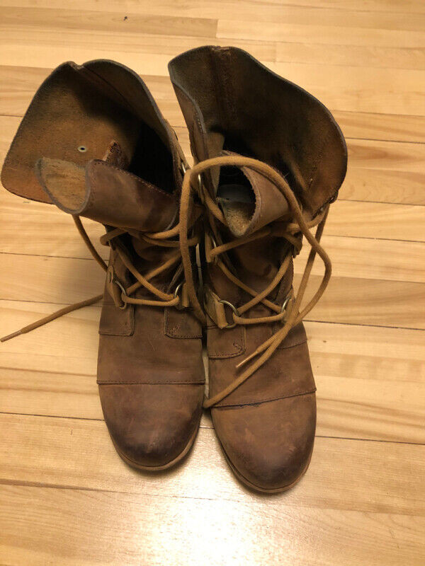 Women's Sorel Boots Size 10 Used 1 Season in Women's - Shoes in Dartmouth - Image 2