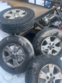 2004 Ford escape rims an tires 