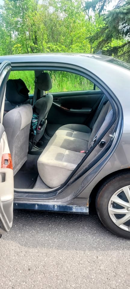 Good deal, Toyota Corolla in Cars & Trucks in Ottawa - Image 4